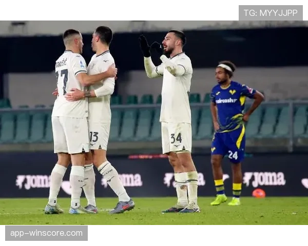 深度复盘:莱切如何通过高压逼抢从拉齐奥身上拿到宝贵一分 深度复盘:莱切如何通过高压逼抢从拉齐奥身上拿到宝贵一分